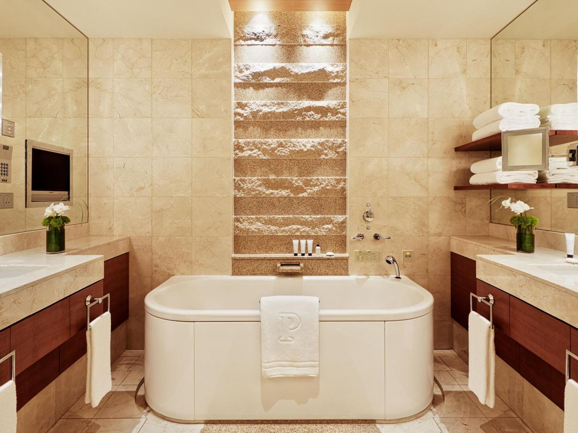 The Peninsula Tokyo — Foto 3